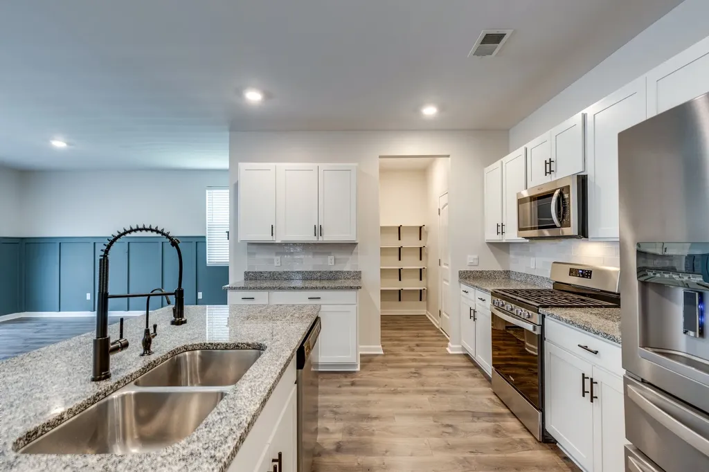 8054 Typhani Way White House TN 37188
