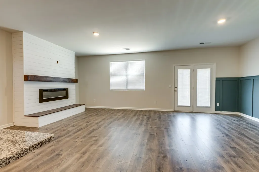 8054 Typhani Way White House TN 37188