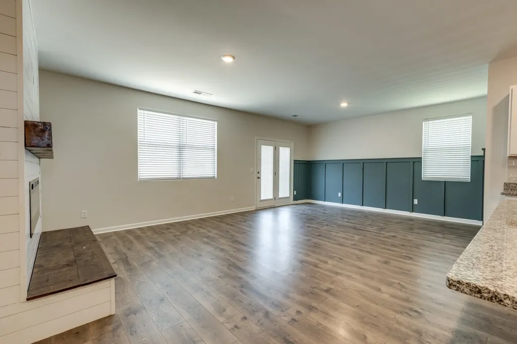 8054 Typhani Way White House TN 37188