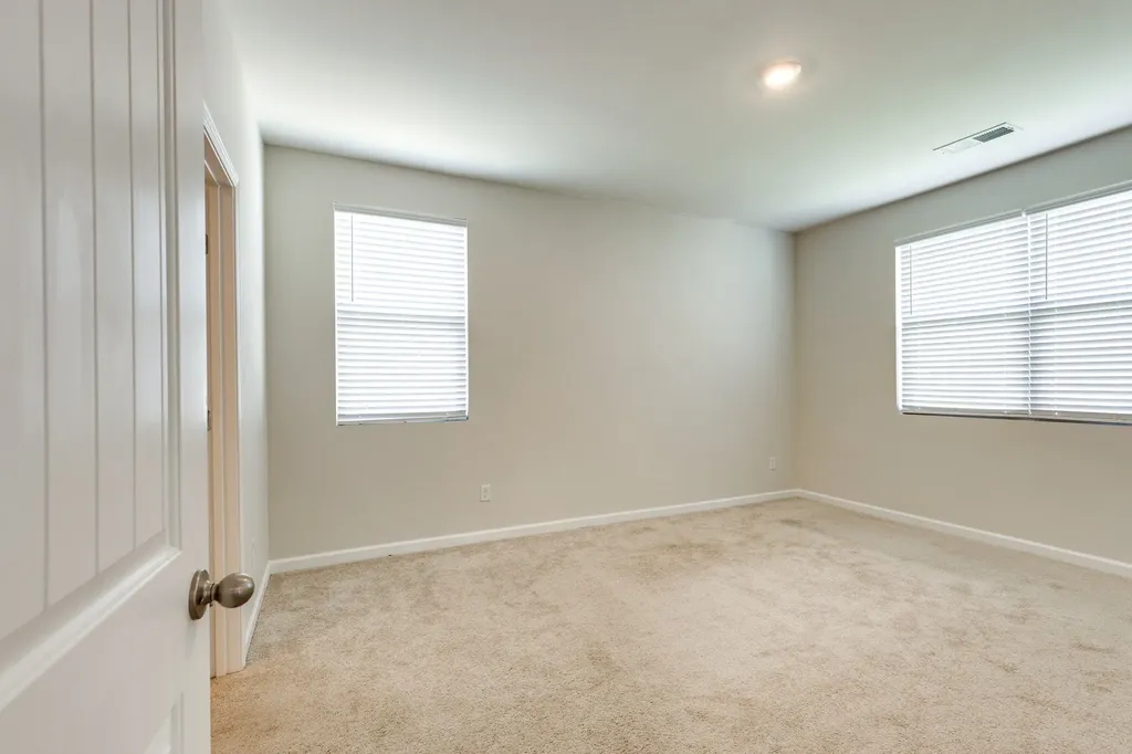 8054 Typhani Way White House TN 37188