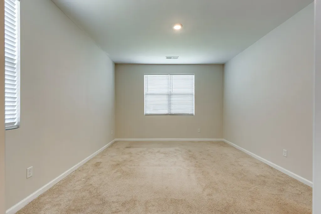 8054 Typhani Way White House TN 37188