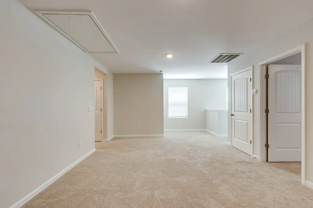 8054 Typhani Way White House TN 37188