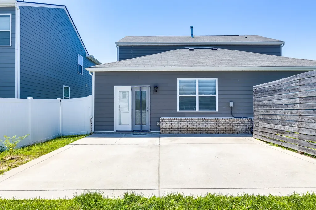 8054 Typhani Way White House TN 37188