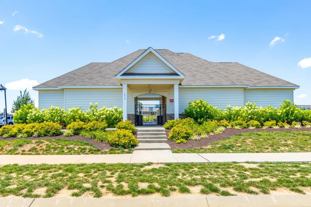 8054 Typhani Way White House TN 37188