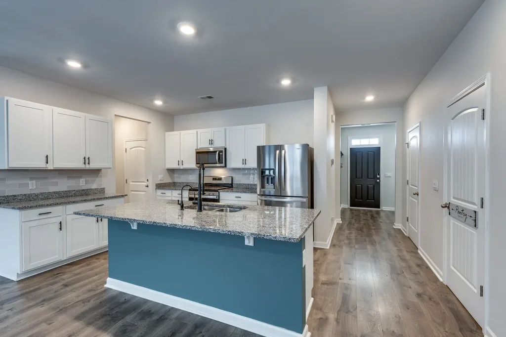 8054 Typhani Way White House TN 37188