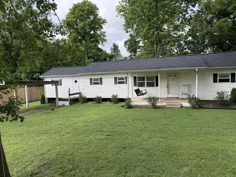330 Rolling Acres Loop Hartsville TN 37074