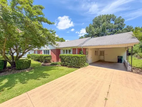 544 E Madison Street Pulaski TN 38478