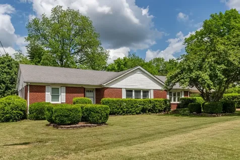 544 E Madison Street Pulaski TN 38478