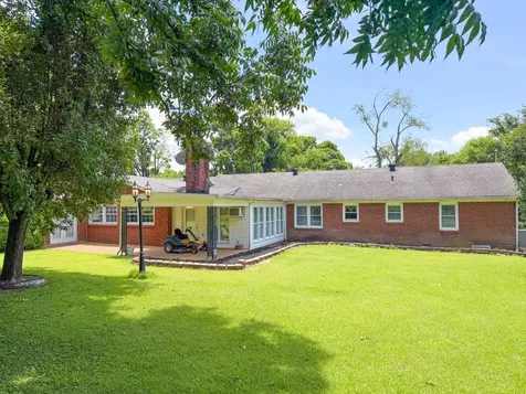 544 E Madison Street Pulaski TN 38478