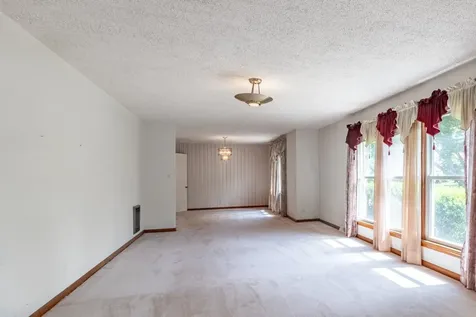 544 E Madison Street Pulaski TN 38478