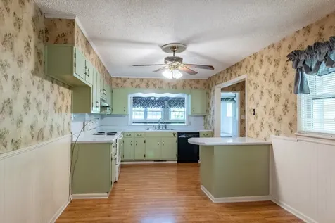 544 E Madison Street Pulaski TN 38478