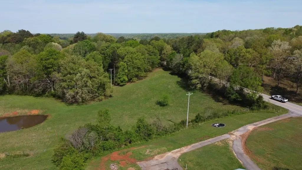 1491 Highway 230, W Nunnelly TN 37137