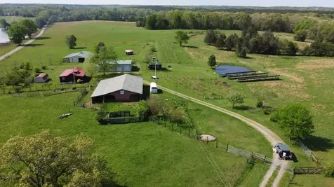 1491 Highway 230, W Nunnelly TN 37137