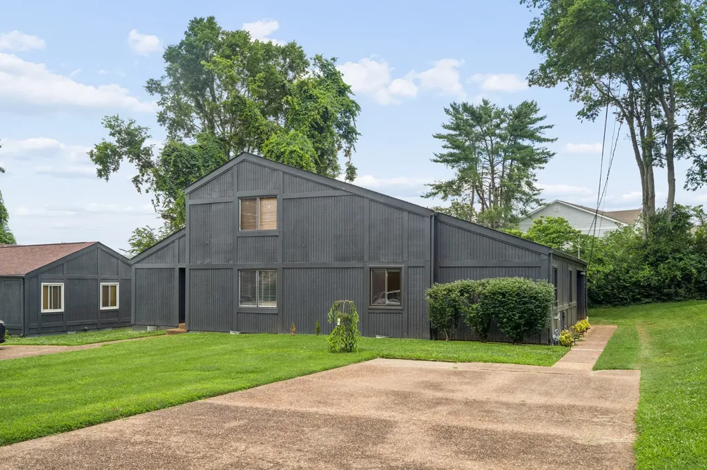 520 Doral Country Drive Nashville TN 37221