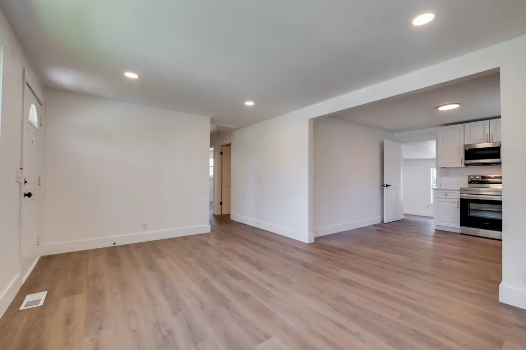 4127 Edwards Avenue Nashville TN 37216
