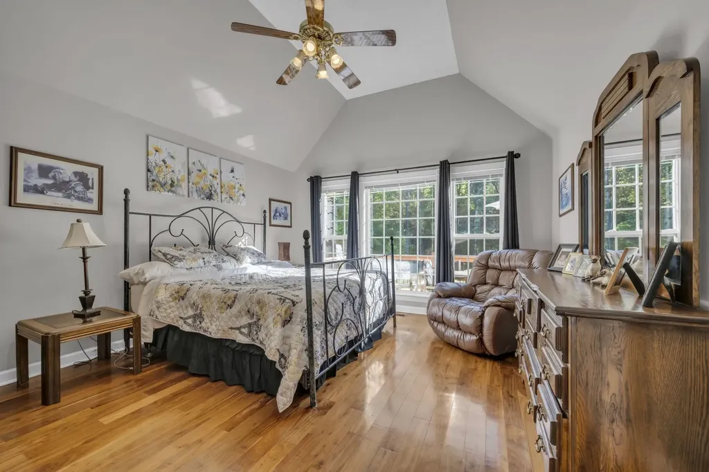 1194 Spann Road Charlotte TN 37036
