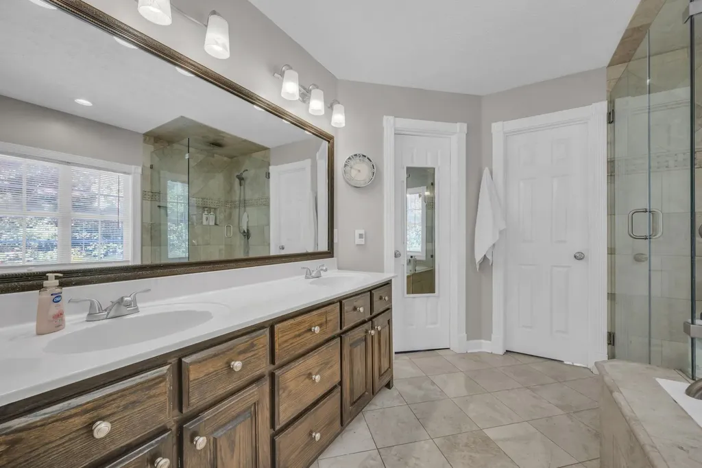 1194 Spann Road Charlotte TN 37036
