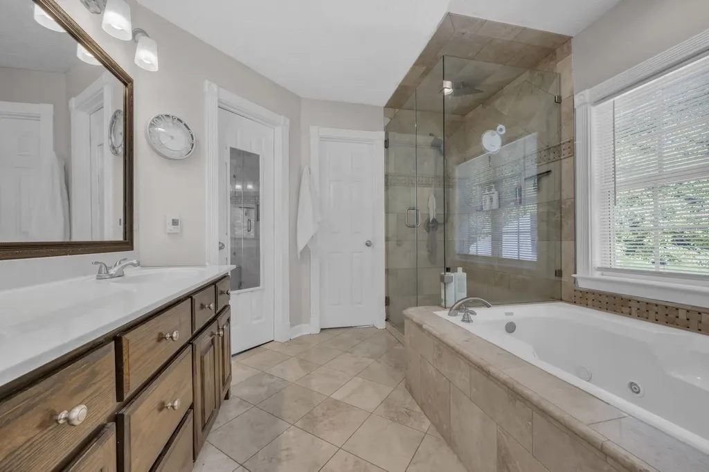 1194 Spann Road Charlotte TN 37036