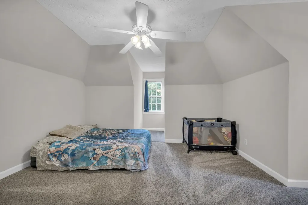 1194 Spann Road Charlotte TN 37036