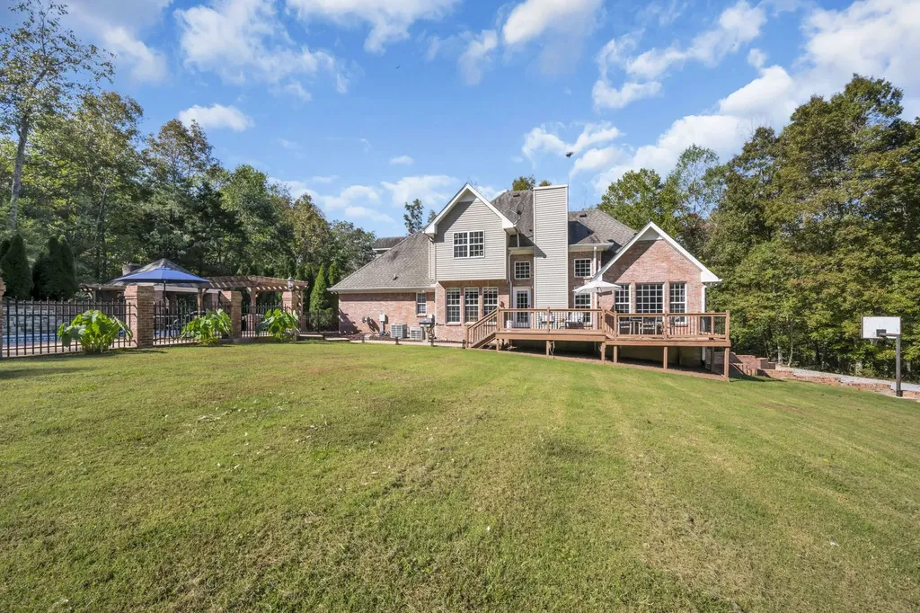 1194 Spann Road Charlotte TN 37036