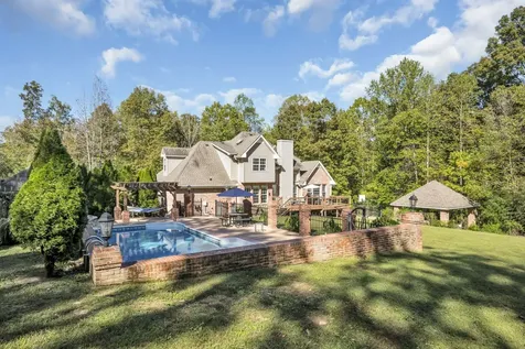 1194 Spann Road Charlotte TN 37036