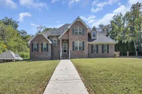 1194 Spann Road Charlotte TN 37036
