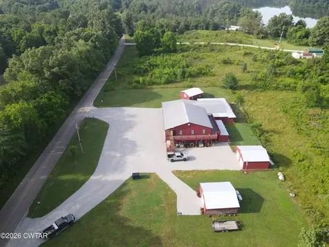 7386 Mount Carmel Road Decaturville TN 38329