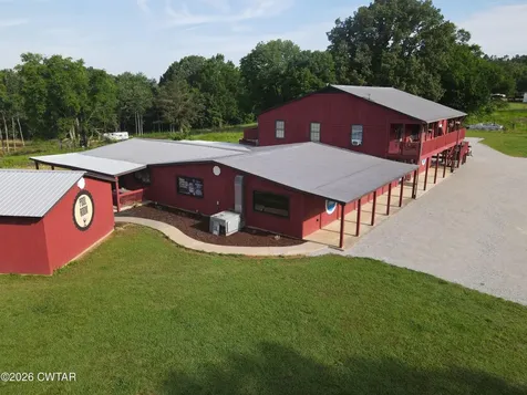 7386 Mount Carmel Road Decaturville TN 38329