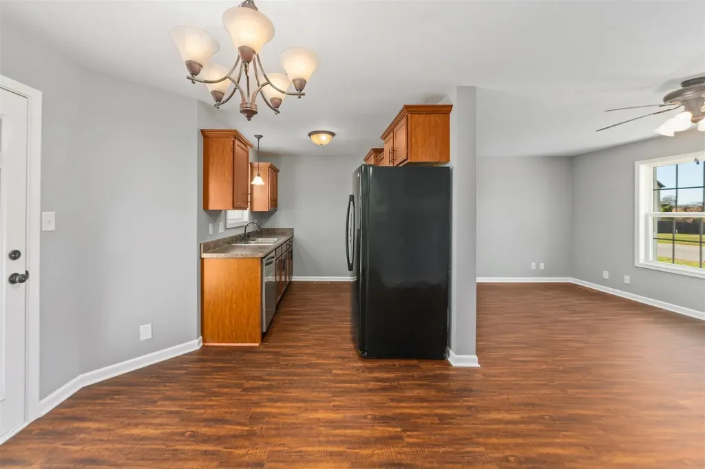 1413 Jenny Lane Clarksville TN 37042