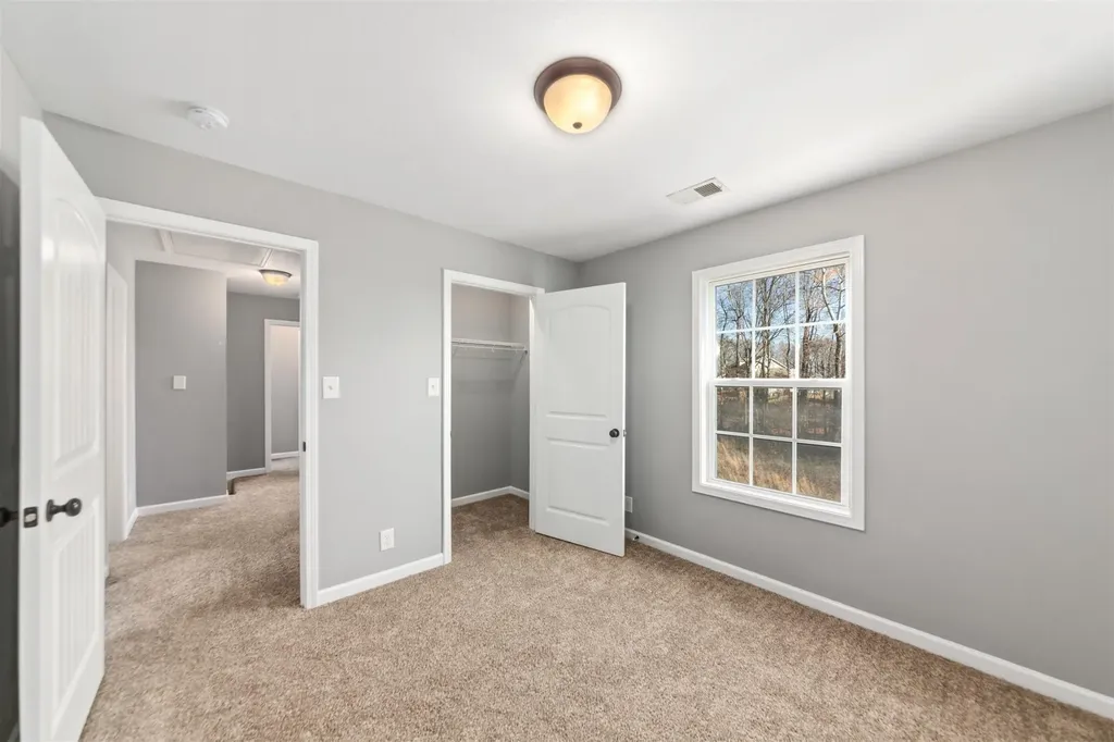 1413 Jenny Lane Clarksville TN 37042
