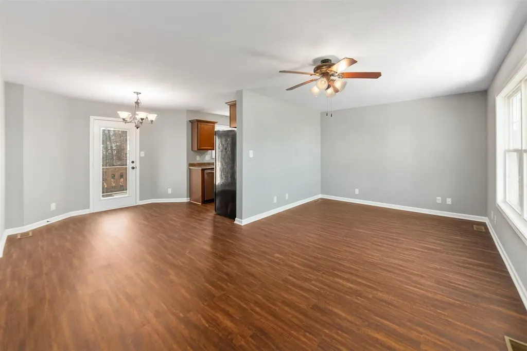 1413 Jenny Lane Clarksville TN 37042