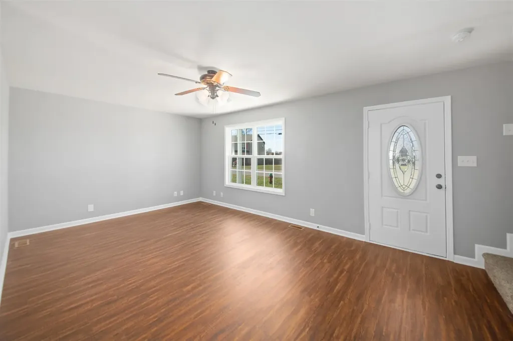 1413 Jenny Lane Clarksville TN 37042