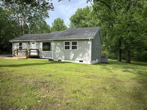 161 Post Oak Avenue Camden TN 38320