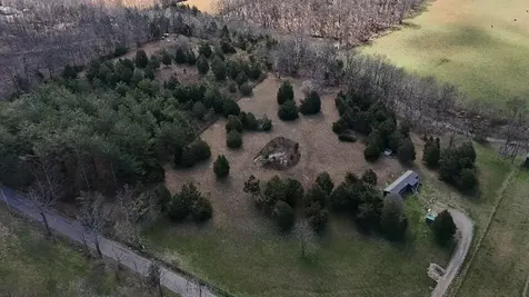 1334 Herschal Lyles Westmoreland TN 37186