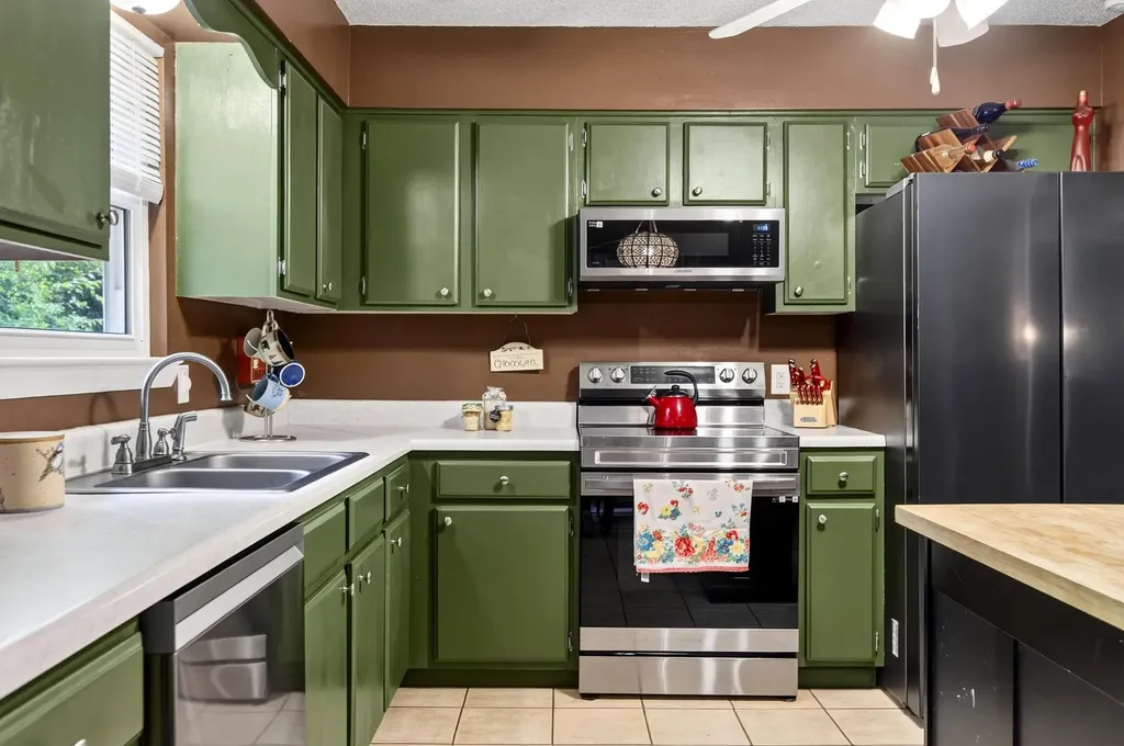7003 Glacier Lane Harrison TN 37341