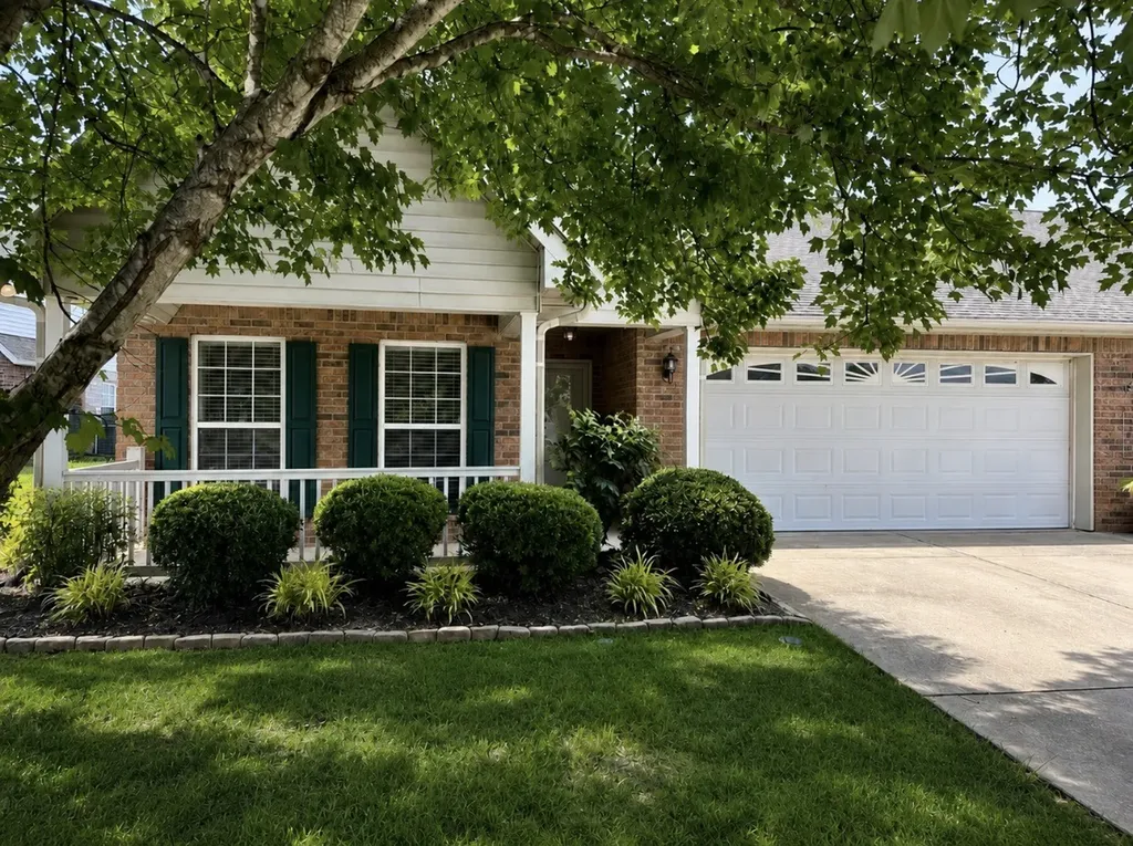 1302 Crofton Park Court Columbia TN 38401