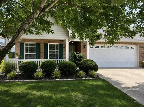 1302 Crofton Park Court Columbia TN 38401