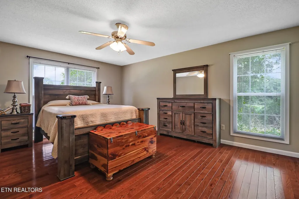 340 Huckleberry Lane Crossville TN 38555