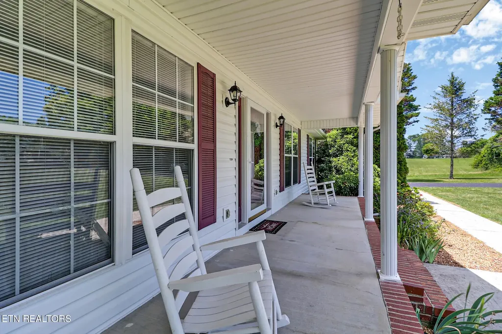 340 Huckleberry Lane Crossville TN 38555