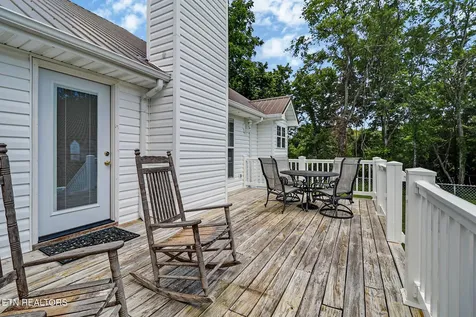 340 Huckleberry Lane Crossville TN 38555