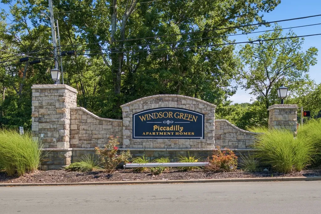 712 Windsor Trace Goodlettsville TN 37072