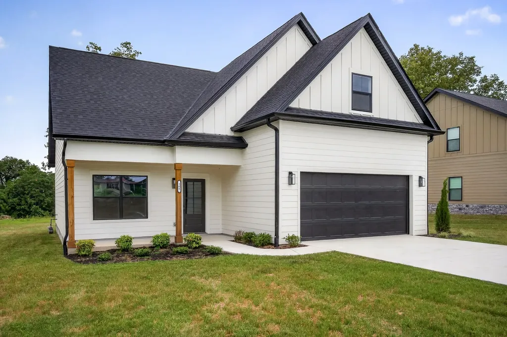 165 Cripps Lane Smithville TN 37166