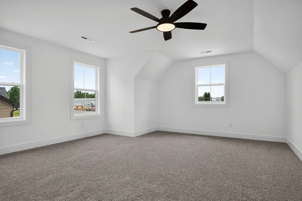 165 Cripps Lane Smithville TN 37166
