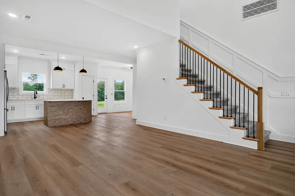 165 Cripps Lane Smithville TN 37166