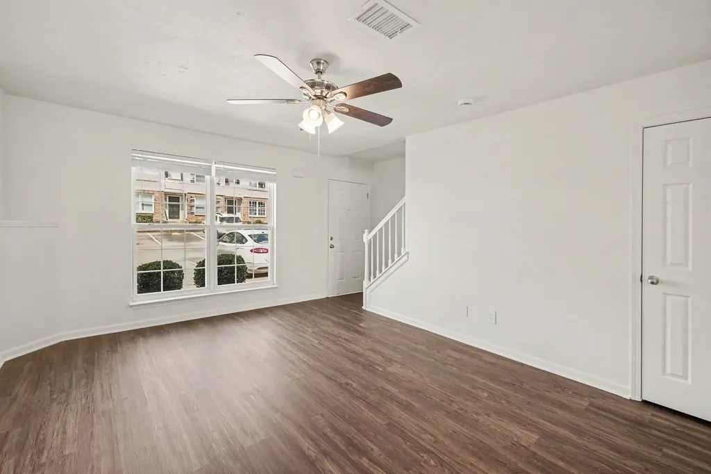 8058 Logan Drive La Vergne TN 37086