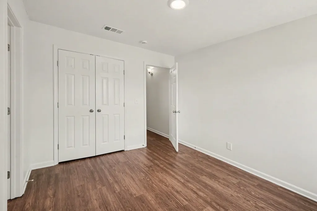 8058 Logan Drive La Vergne TN 37086