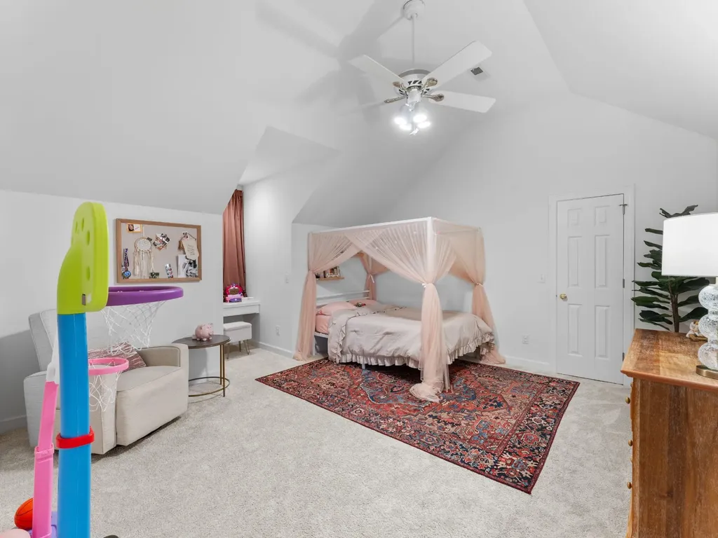 106 Fairways Blvd, N Tullahoma TN 37388
