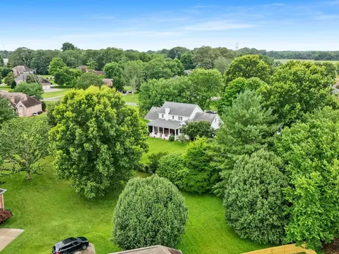 106 Fairways Blvd, N Tullahoma TN 37388