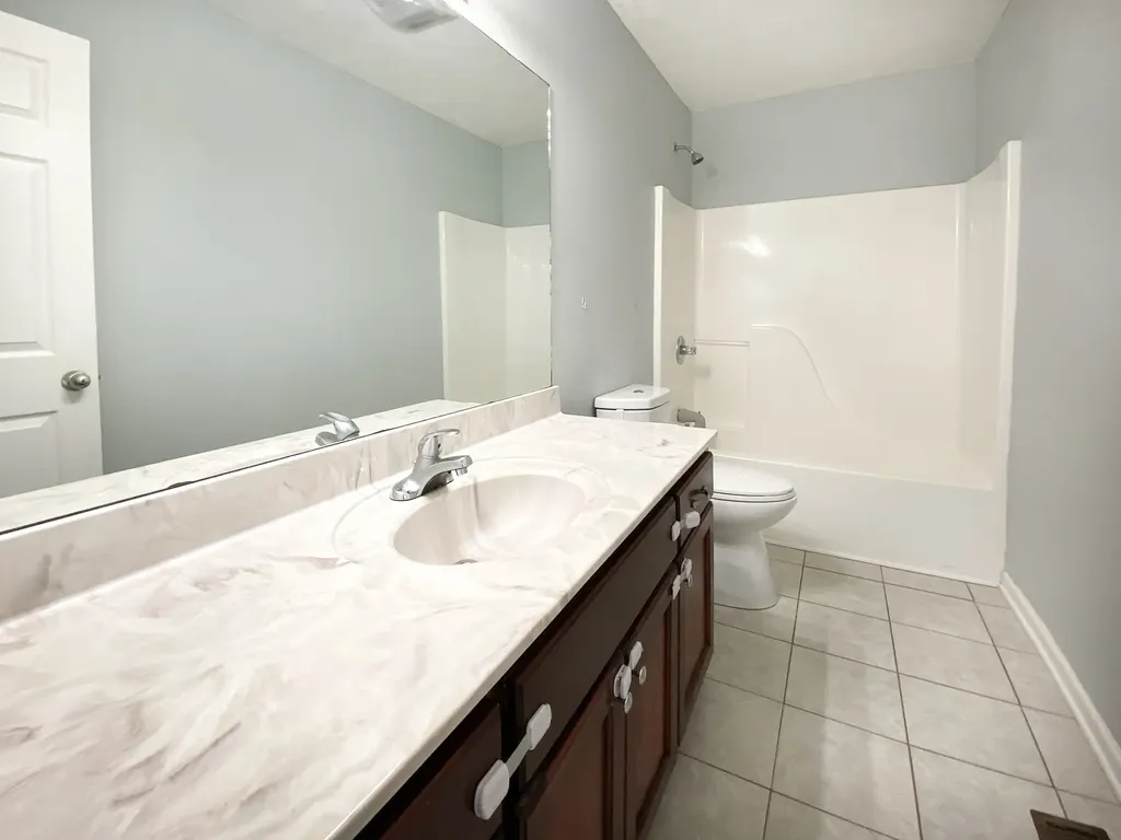 108 Sims Avenue Wartrace TN 37183