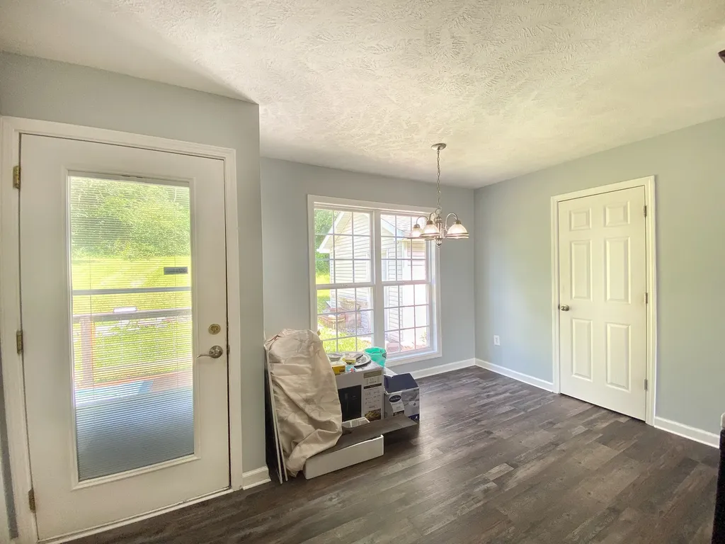 108 Sims Avenue Wartrace TN 37183